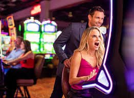 Roulette wheel spinning at okbet update live dealer studio